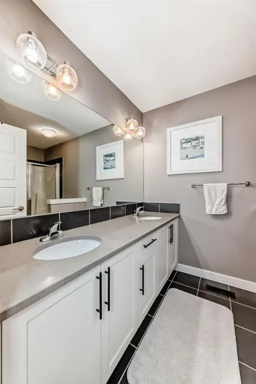 38 Precedence Glen
