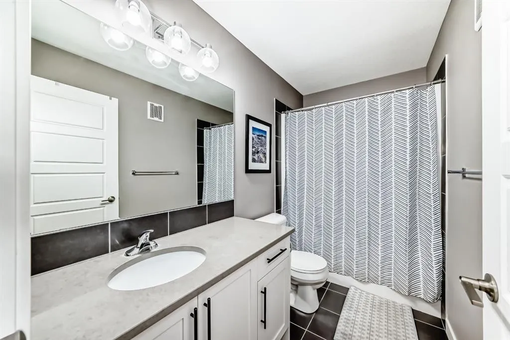 38 Precedence Glen