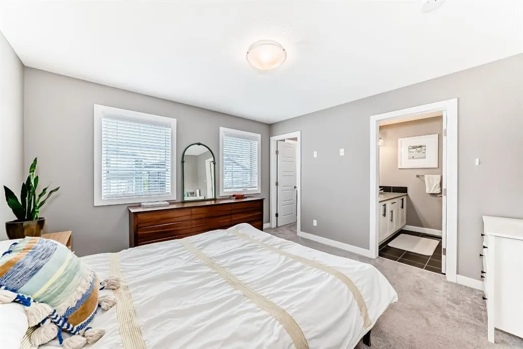 38 Precedence Glen