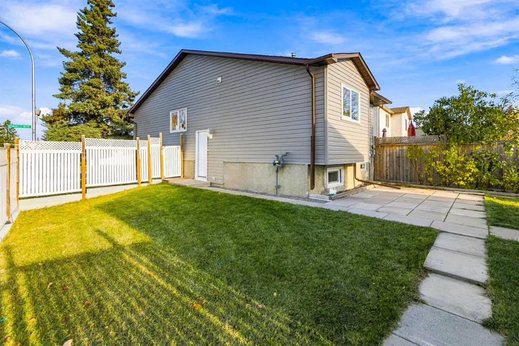3602 Cedarille Drive SW