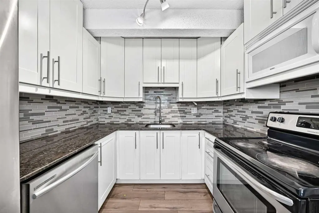5520 1 Avenue SE #57