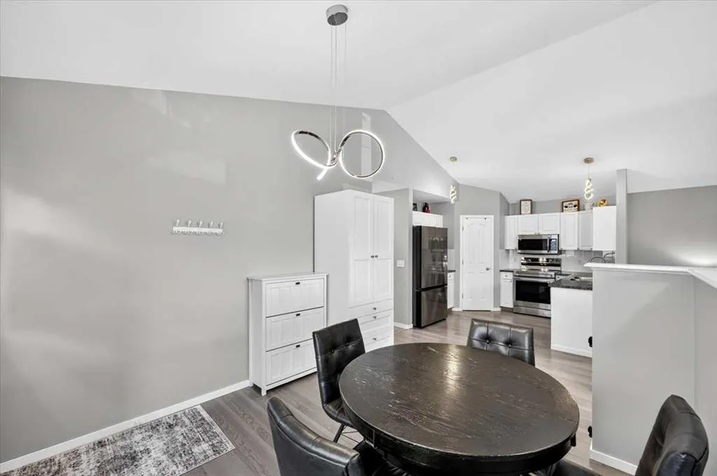 43 Cimarron Meadows Bay