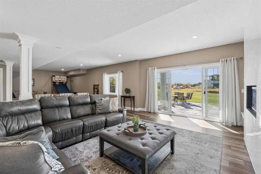31050 Woodland View