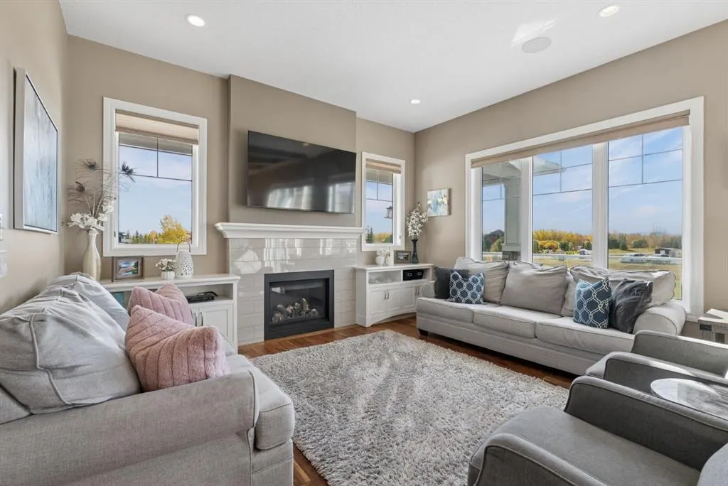 31050 Woodland View