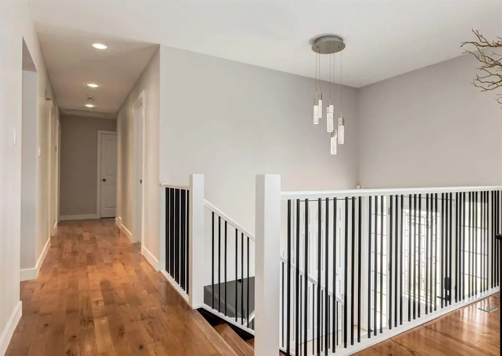 176 Mapleburn Drive SE