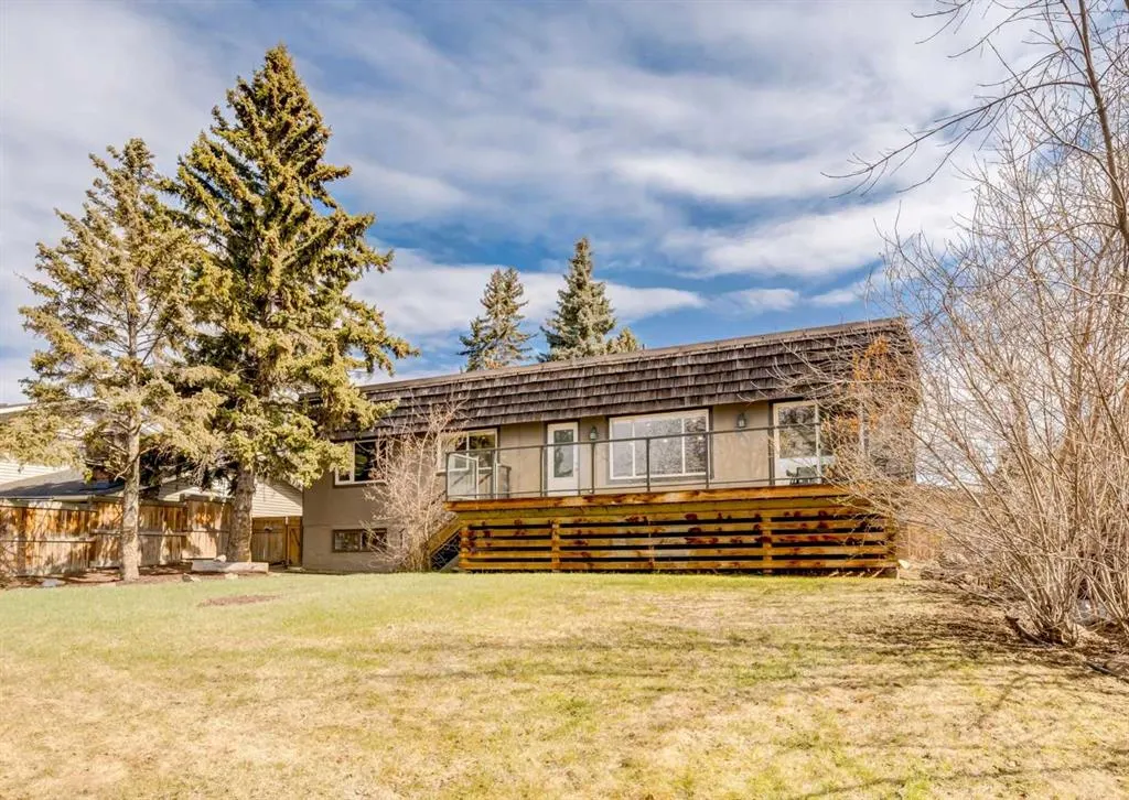 176 Mapleburn Drive SE