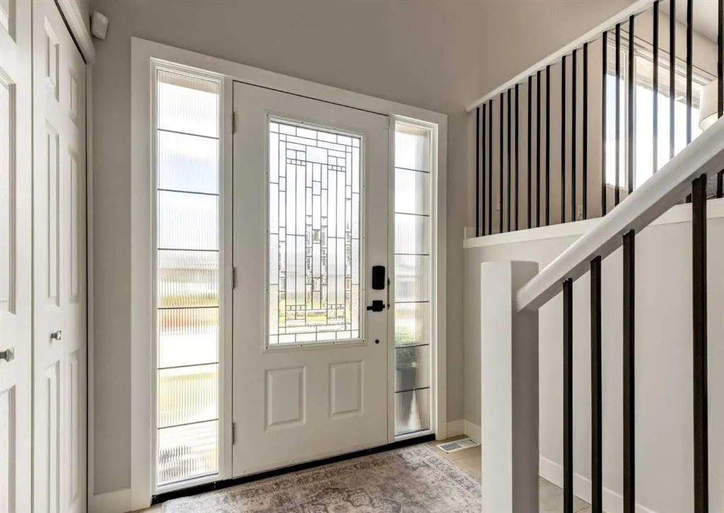 176 Mapleburn Drive SE