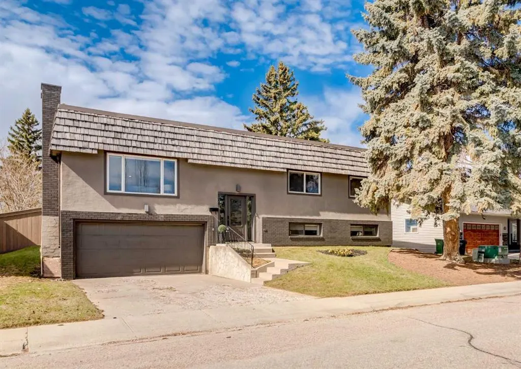 176 Mapleburn Drive SE