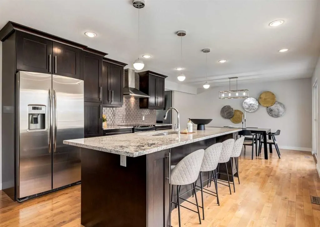 176 Mapleburn Drive SE