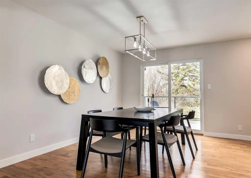 176 Mapleburn Drive SE