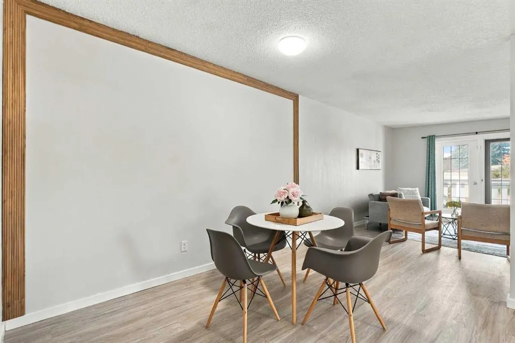 203 Penbrooke Close SE