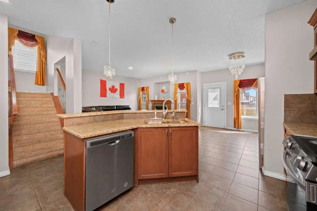 316 Saddlemont Boulevard NE