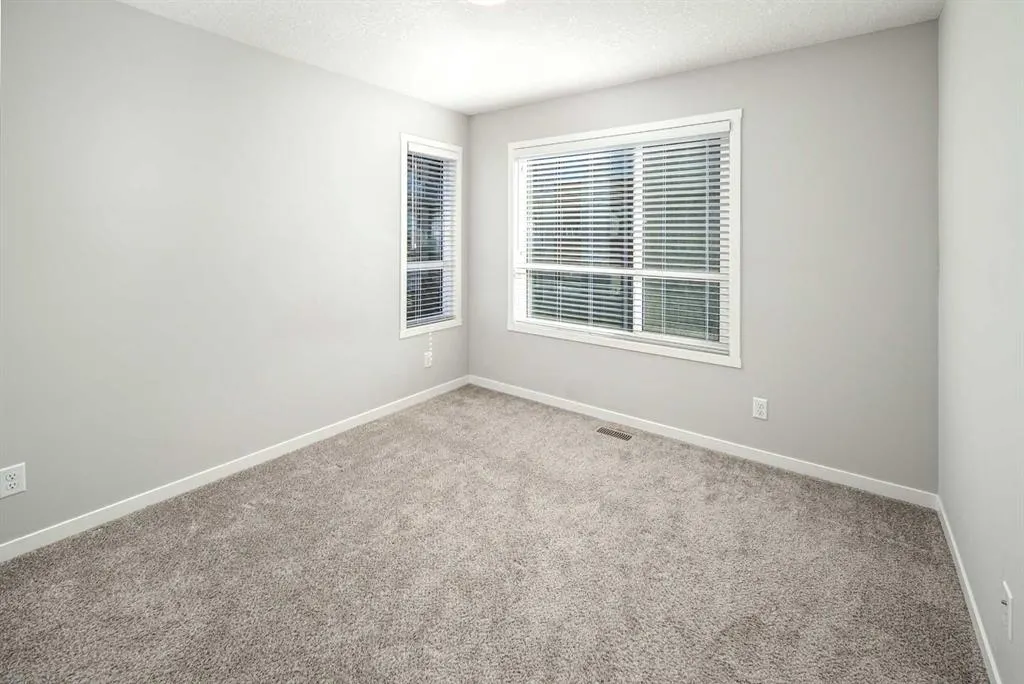 209 Harvest Hills Common NE