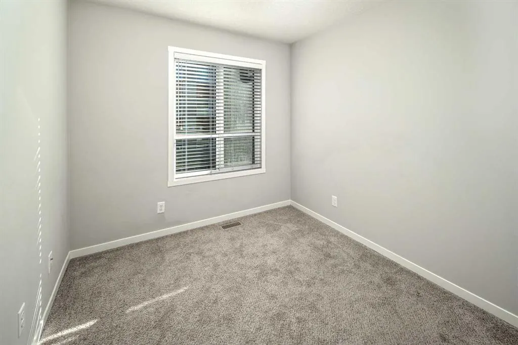 209 Harvest Hills Common NE