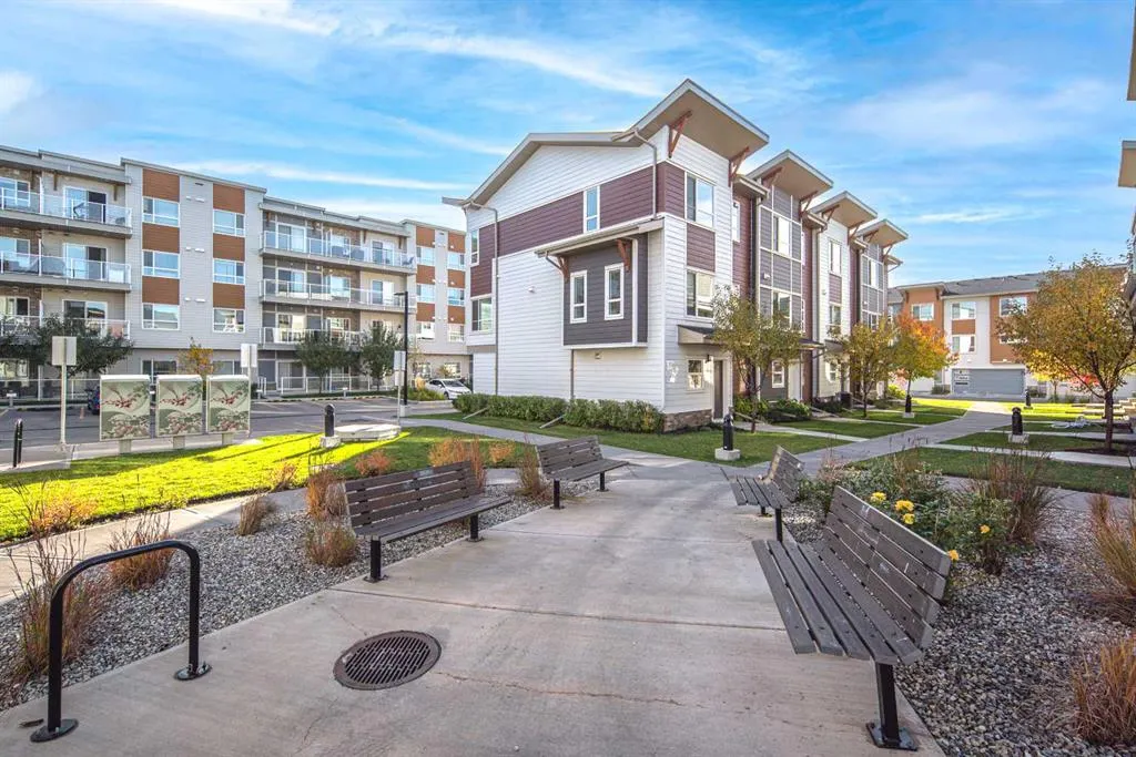 209 Harvest Hills Common NE