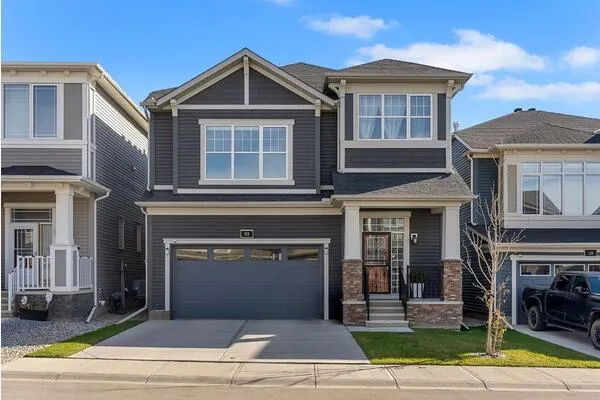 32 Carrington Manor NW