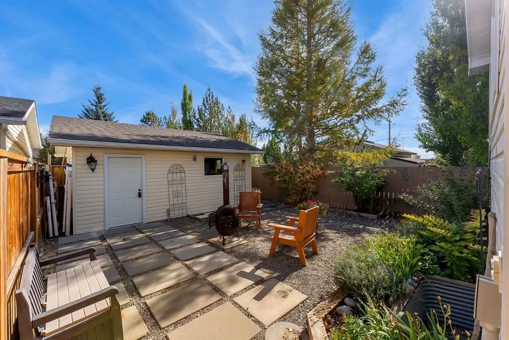 82 Bridleridge Road SW