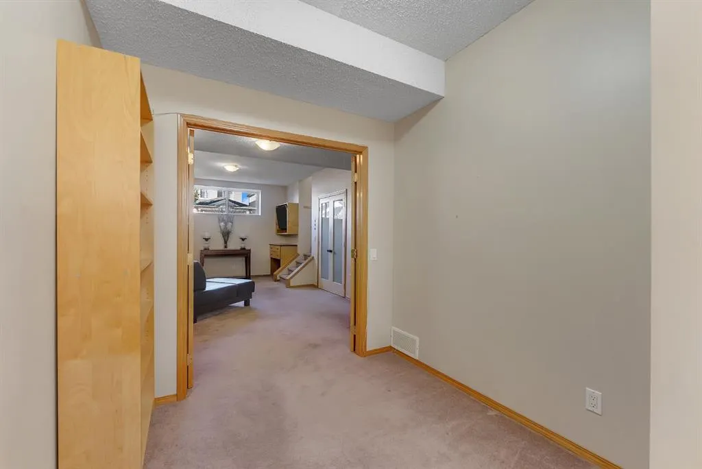 82 Bridleridge Road SW