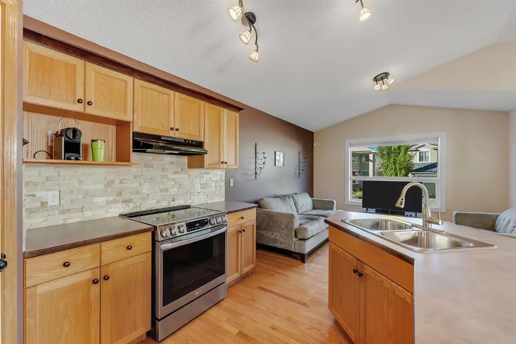 82 Bridleridge Road SW