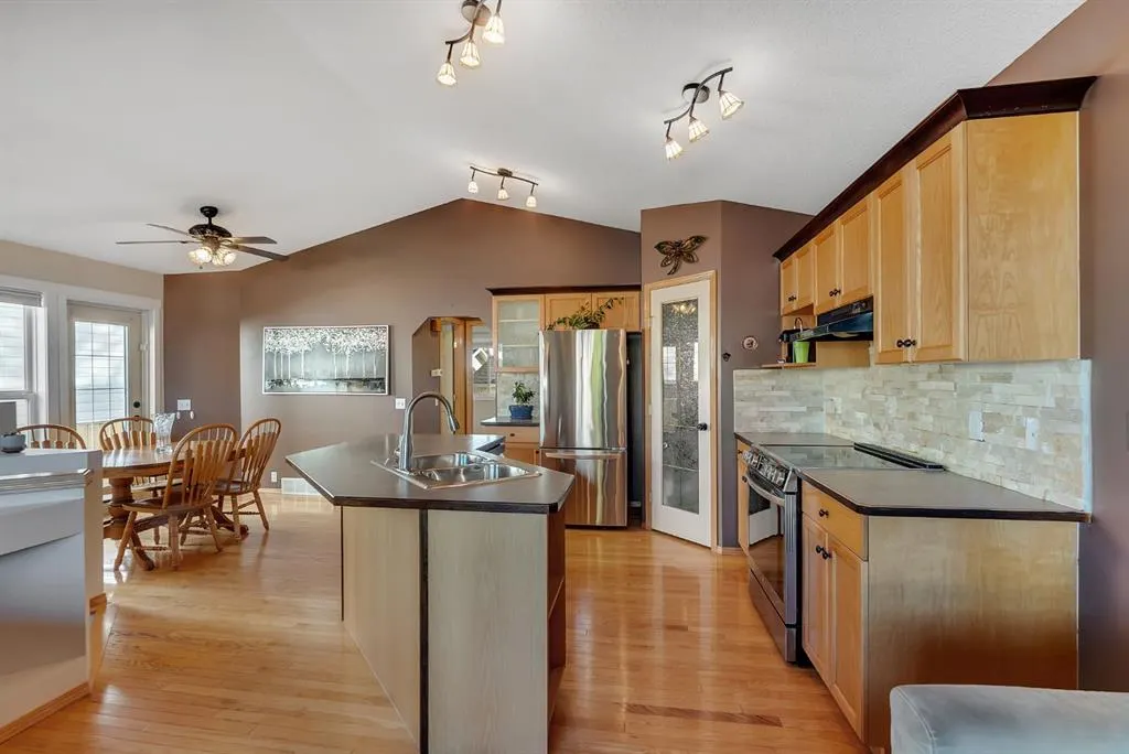 82 Bridleridge Road SW