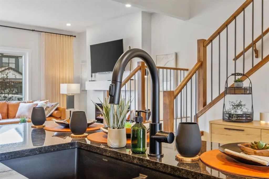 10 Fireside Close