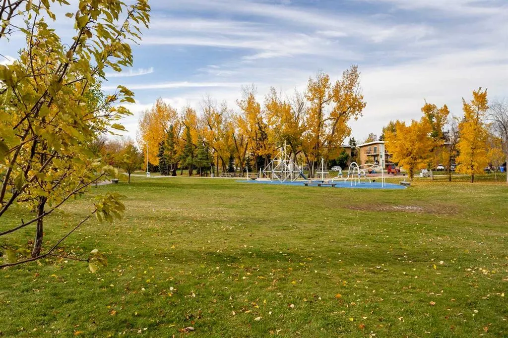 20 Brentwood Common NW #304