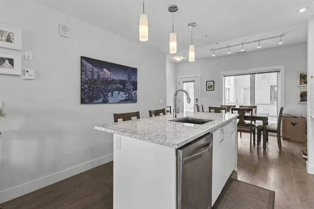 20 Brentwood Common NW #304