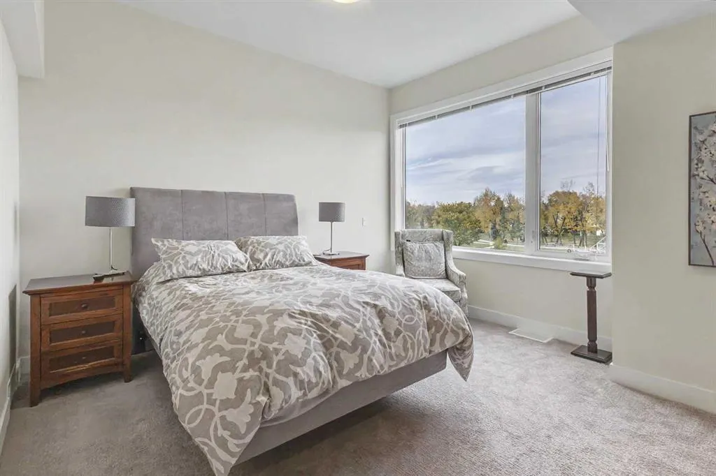 20 Brentwood Common NW #304