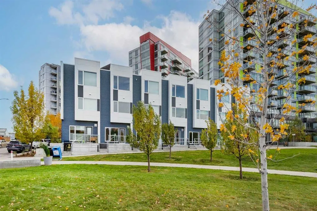 20 Brentwood Common NW #304
