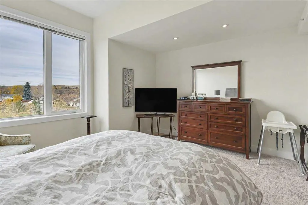 20 Brentwood Common NW #304