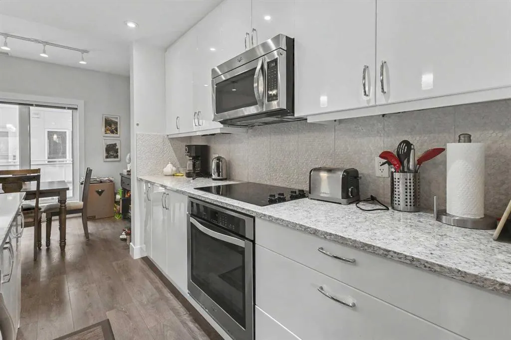20 Brentwood Common NW #304