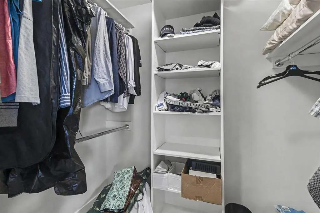 20 Brentwood Common NW #304