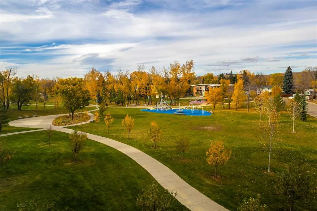 20 Brentwood Common NW #304
