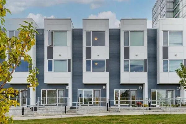 20 Brentwood Common NW #304