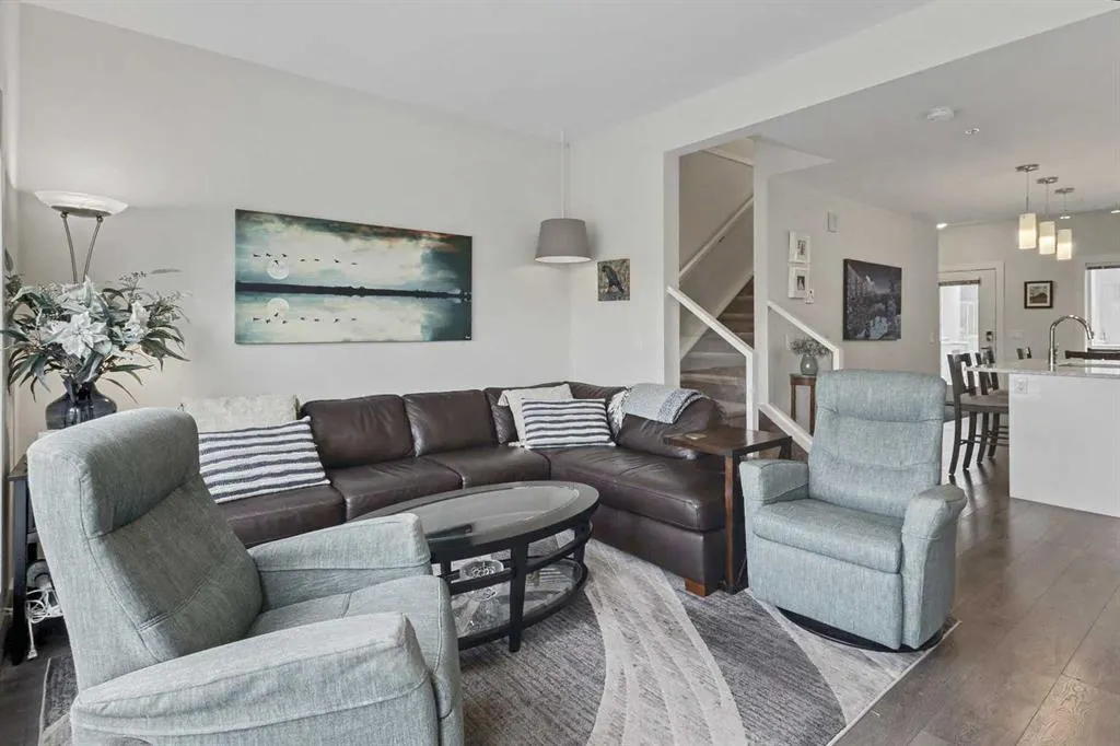 20 Brentwood Common NW #304