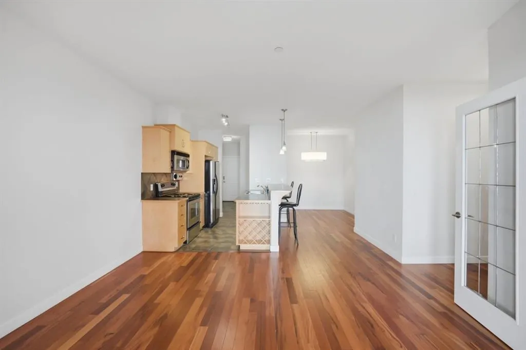 910 18 Avenue SW #311