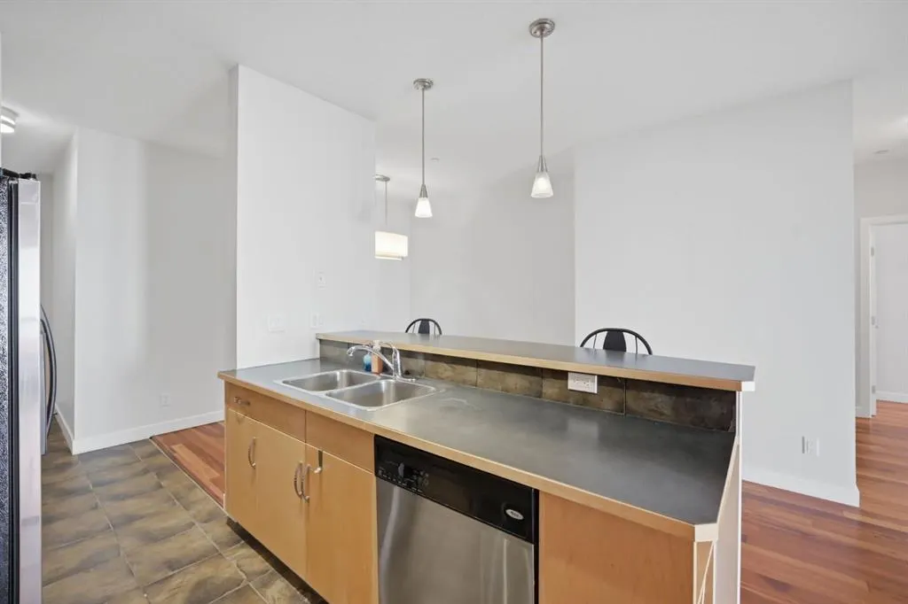 910 18 Avenue SW #311