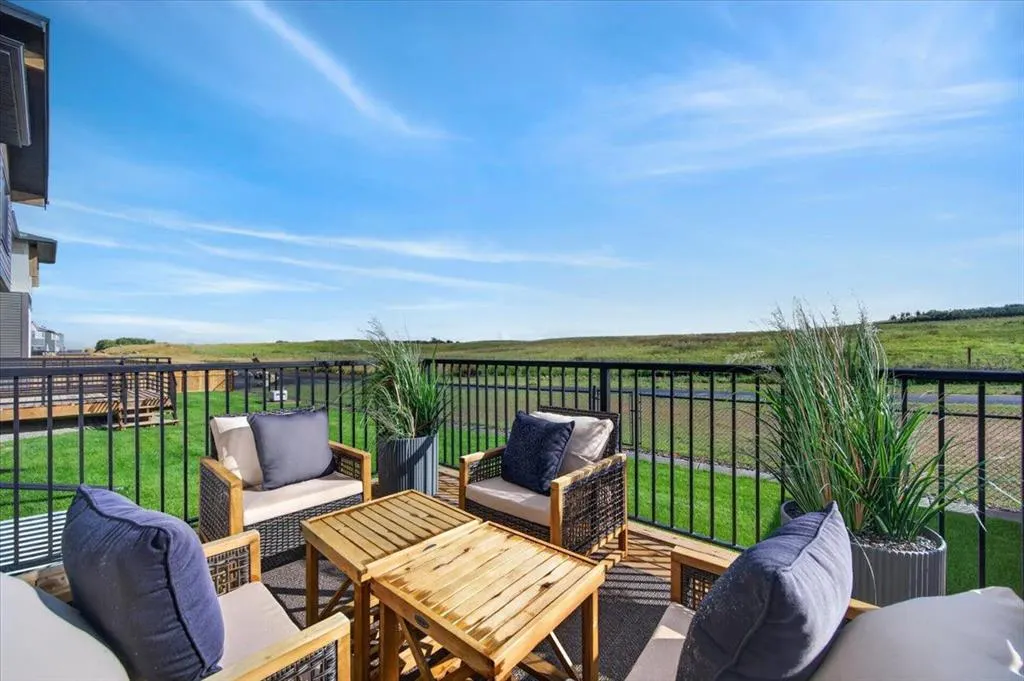 140 Fireside Close