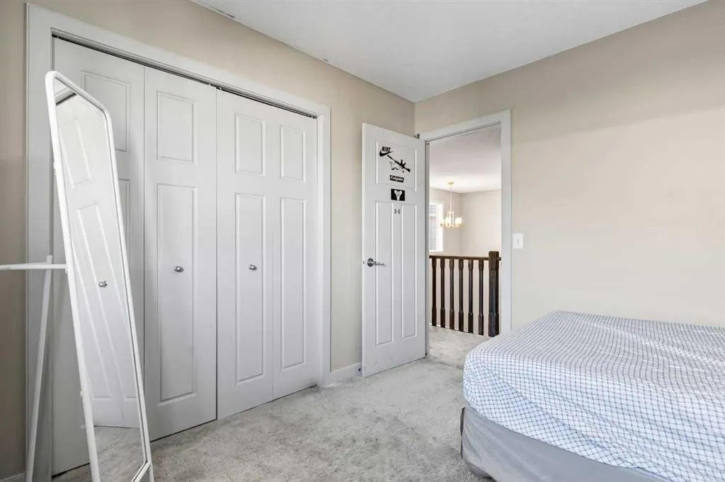 38 Everhollow Green SW