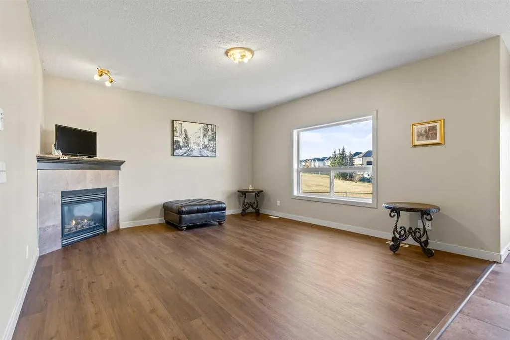 38 Everhollow Green SW