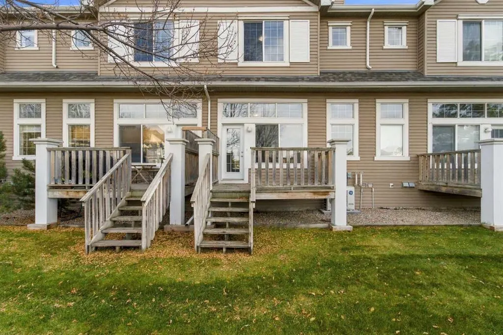 55 Copperfield Court SE