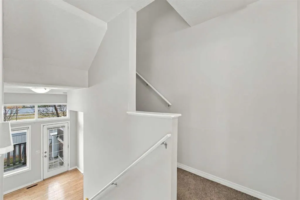 55 Copperfield Court SE