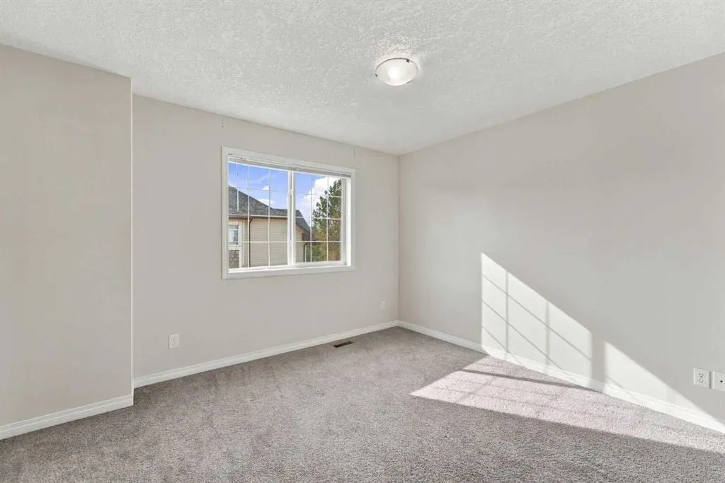 55 Copperfield Court SE