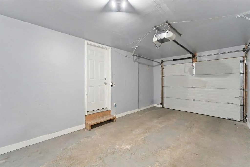 55 Copperfield Court SE
