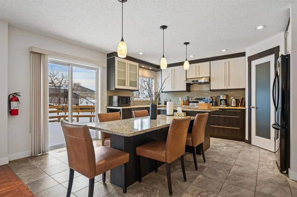 111 Panorama Hills Way NW