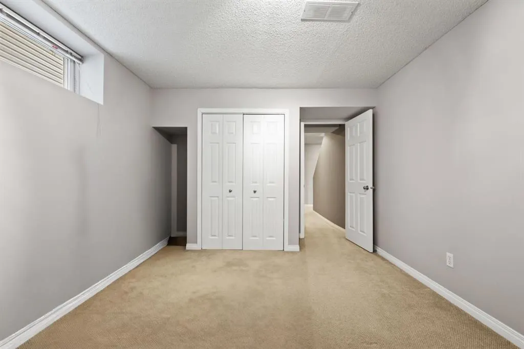 111 Panorama Hills Way NW