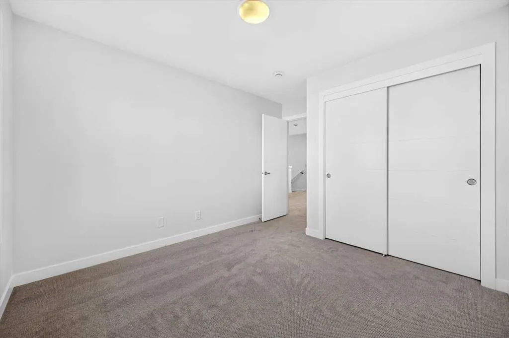 30 Harbour Way