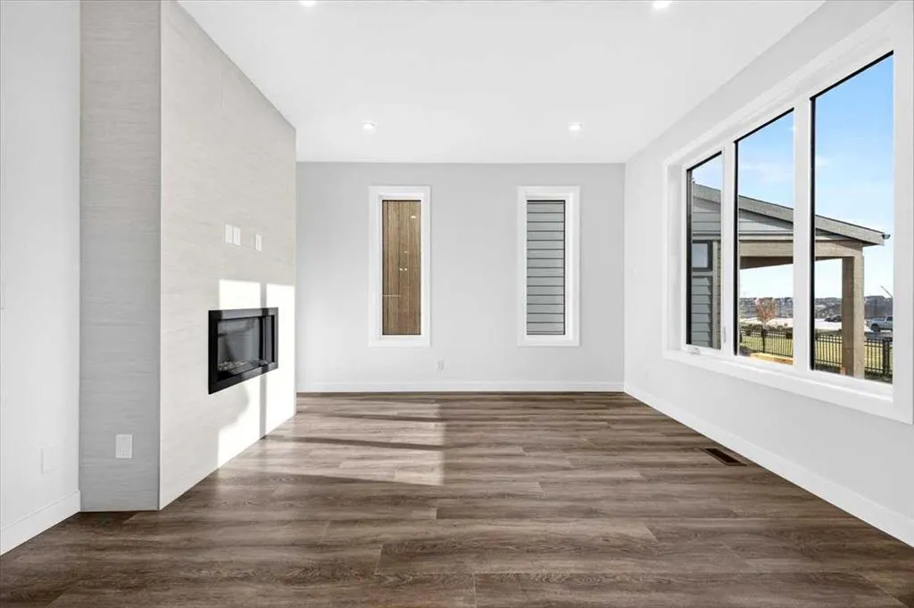 30 Harbour Way