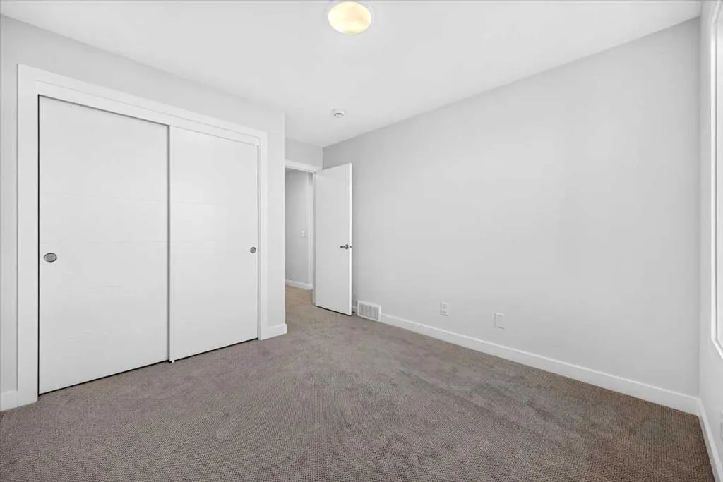 30 Harbour Way
