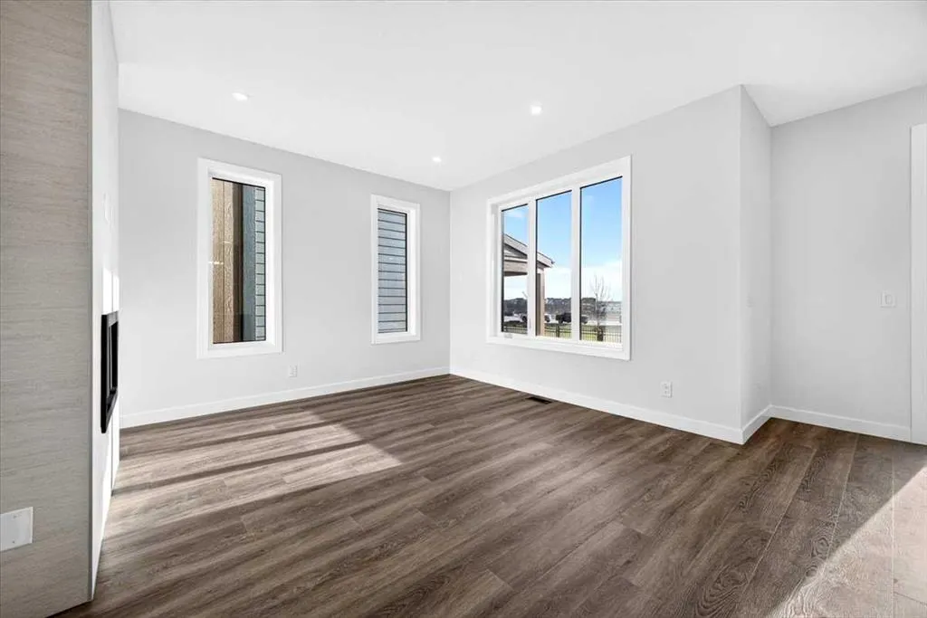 30 Harbour Way